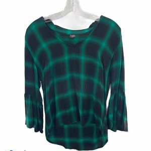 Tinsel Town Plaid Statement Sleeves High Low Shirt Green Black Size S